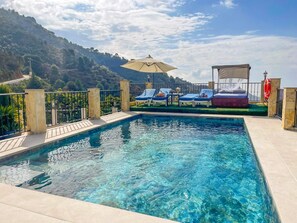 Pool - Villa el Nacimiento Nerja (Almuñécar)