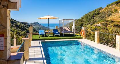 Villa el Nacimiento Nerja