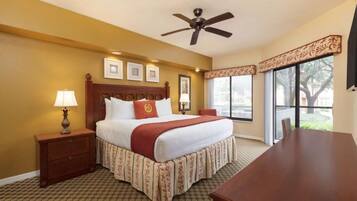 Vila, pemandangan danau | 2 kamar tidur, brankas, tirai kedap cahaya, dan Wi-Fi gratis