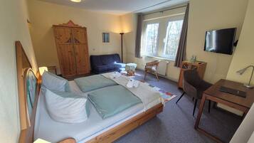 Comfort Double Room | Desk, laptop workspace, soundproofing, free WiFi