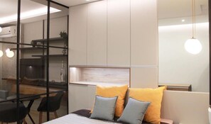 1 chambre, bureau, fer et planche à repasser, Wi-Fi