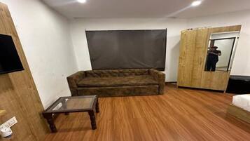 Family Studio | Free WiFi