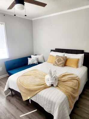 4 bedrooms, iron/ironing board, free WiFi, bed sheets
