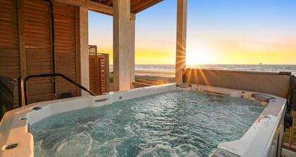 Swimspa | Beachfront | Sleeps 12