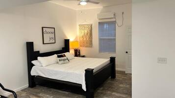 3 bedrooms, in-room safe, iron/ironing board, free WiFi