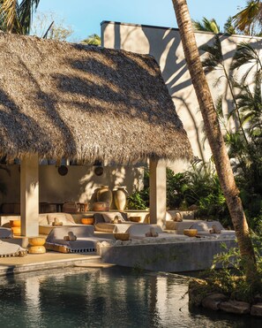 3 outdoor pools, pool umbrellas, pool loungers - Esh Hotel & Spa (Nosara)