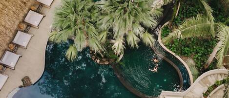 3 outdoor pools, pool umbrellas, sun loungers