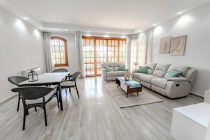 Family Apartment, Balcony, Golf View | Free WiFi