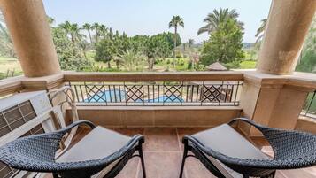 Familie appartement, balkon, uitzicht op golfbaan | Gratis wifi