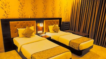 Superior Double or Twin Room | Desk, iron/ironing board, free WiFi