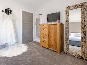 2 quartos, Wi-Fi de cortesia, roupa de cama