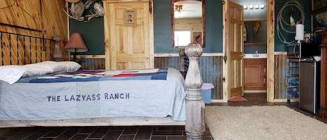 2 slaapkamers, een strijkplank/strijkijzer, wifi