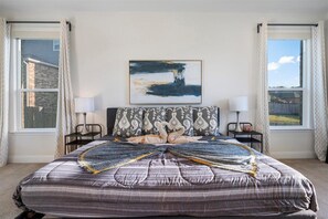 4 bedrooms, desk, iron/ironing board, travel crib