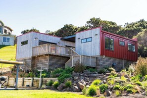 Exterior - Whero Pods - Mangawhai Heads Holiday Home (Mangawhai)
