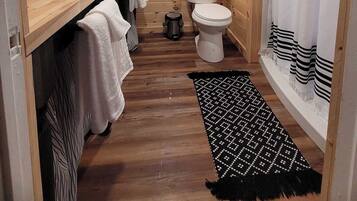 Shower, towels, soap, shampoo