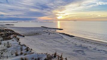 Sun loungers, beach towels
