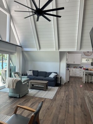 TV connectée, cheminée