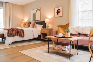 4 Schlafzimmer, Bügeleisen/Bügelbrett, WLAN, Bettwäsche