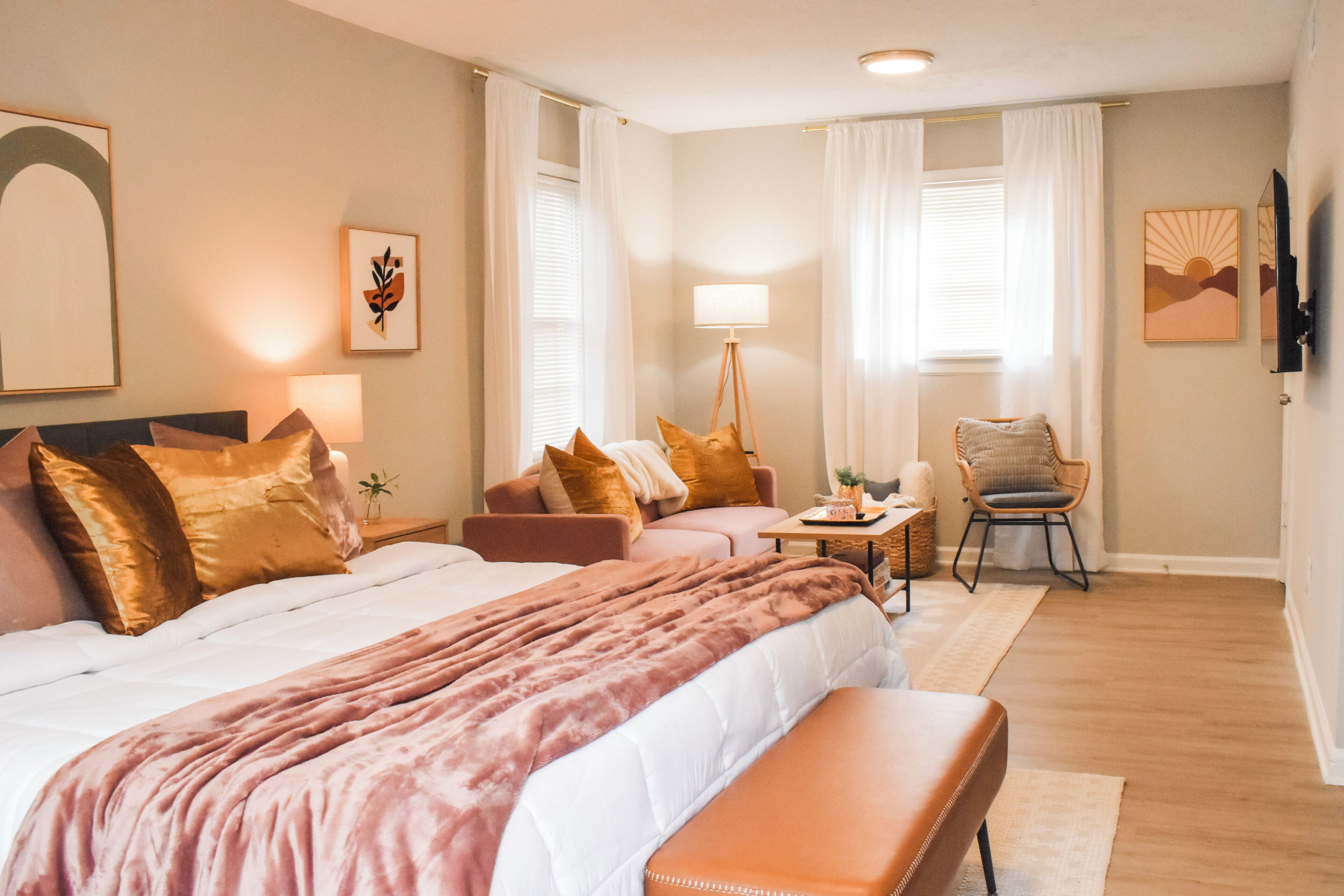 4 chambres, fer et planche à repasser, Wi-Fi, literie fournie