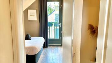 3 soverom, strykejern/-brett, reiseseng for barn og wi-fi