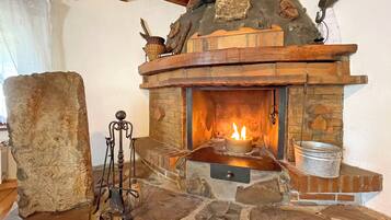 Superior suite, uitzicht op bergen | Lakens van Egyptisch katoen, luxe beddengoed, donzen dekbedden