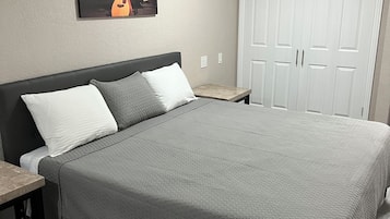 1 bedroom, iron/ironing board, WiFi, bed sheets