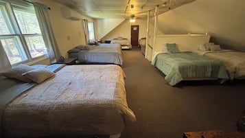 2 bedrooms, bed sheets