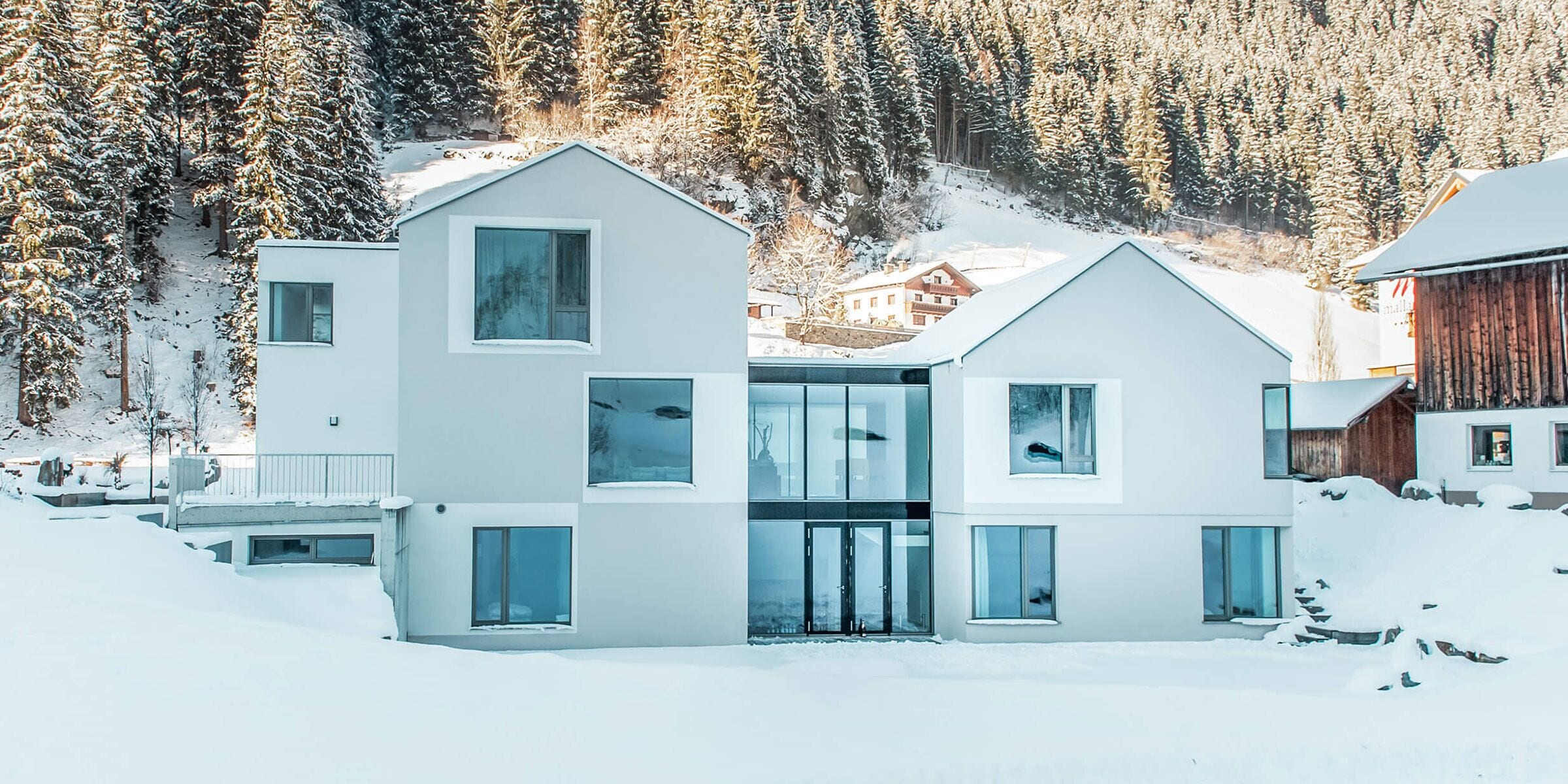 ด้านหน้าที่พัก