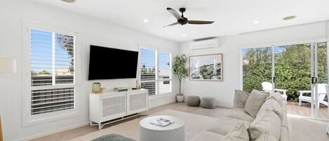 تلفزيون، ألعاب فيديو