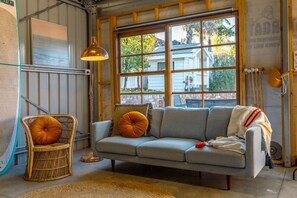 TV, fireplace, table tennis