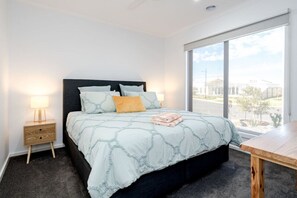 3 chambres, bureau, fer et planche à repasser, Wi-Fi