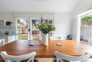 Dining - The Grove by Host on the Coast (Ocean Grove)