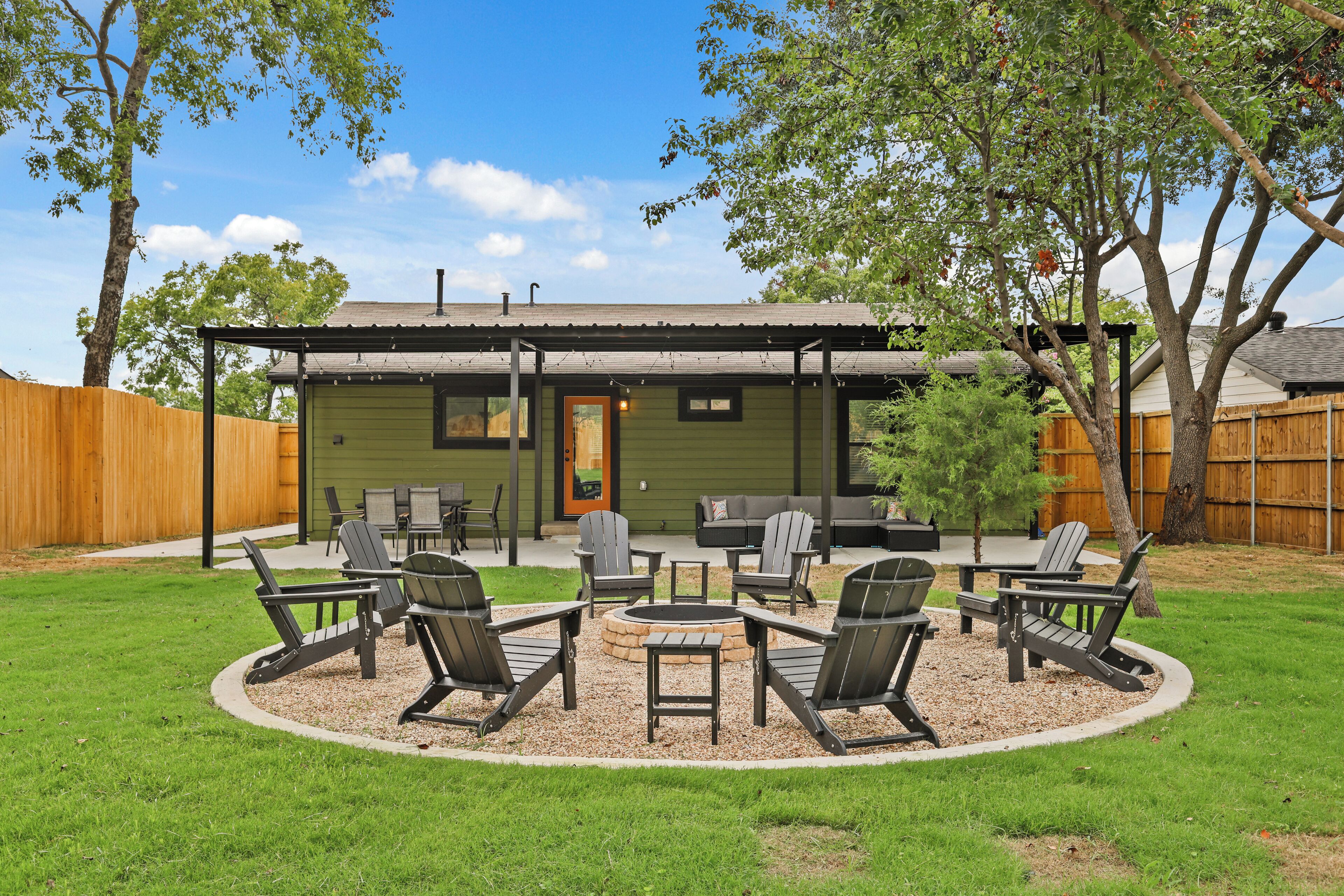 Large Backyard with Outdoor Seating and Fire Pit 