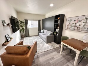 Luokittelematon kuva, 2 kautta 15, painike