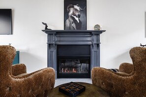 TV connectée, cheminée