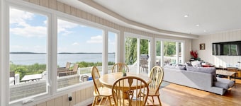 Lakeside Paradise Scugog