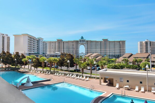 Outdoor pool, a heated pool - Emerald Escape! Newly remodeled spacious 3-bedroom condo with oversized balcony! (Destin)