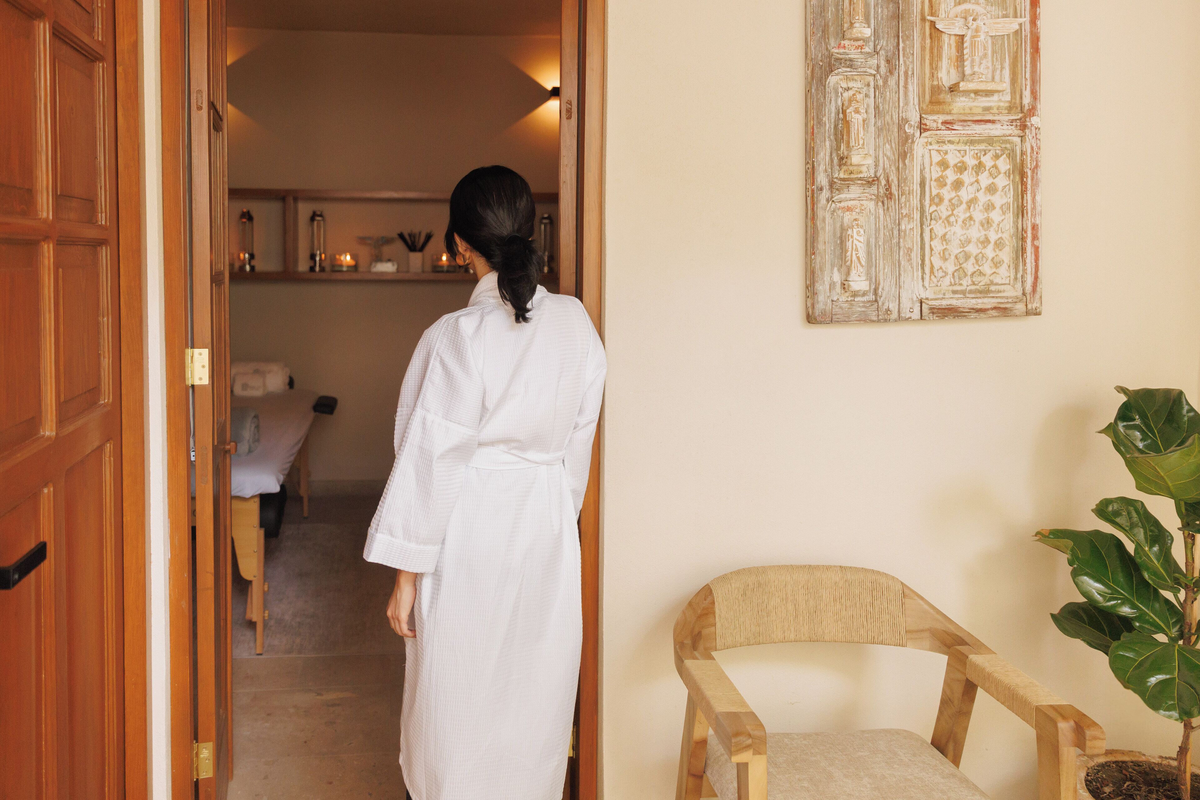 Body treatments, aromatherapy, deep-tissue massages