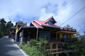 Exterior - Bayaroo Stay Lamahatta (Darjeeling)