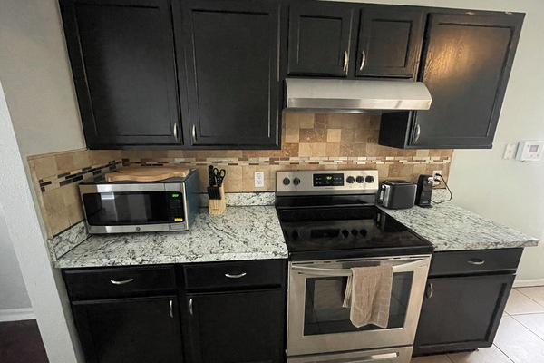 Micro-ondes, lave-vaisselle