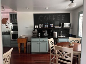 Free daily local cuisine breakfast