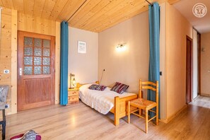 2 camere, ferro/asse da stiro, culla da viaggio