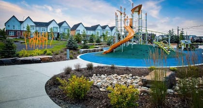 Near the Airport, Brand New 2-bedroom Guest Suite in Livingston, NE, Calgary