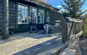 Terrace/patio - Stunning home in Sjusjøen with sauna (Sjusjøen)