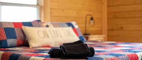 4 Schlafzimmer, Bügeleisen/Bügelbrett, Reisekinderbett, WLAN