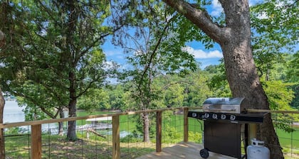 Sunset Island - 2 bed/1.5 Ba Guest house w/ Dock