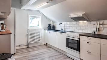 KylskÄp, diskmaskin och kaffe- och tebryggare
