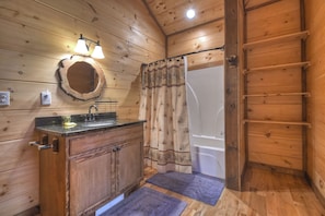 Shower, towels - Squirrels Hideaway | Fire Pit | MTN Views (Copperhill)