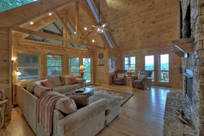 TV - Vistas Over Aska | Pet Friendly | MTN Views | Outdoor Fireplace | (Blue Ridge)