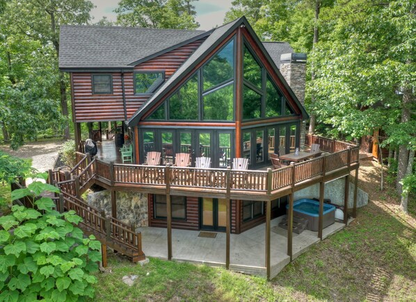 تناول الطعام بالخارج